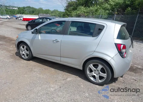 2015 Chevrolet Sonic Ltz Auto z USA, uszkodzony, nr VIN 1G1JE6SB6F4118460